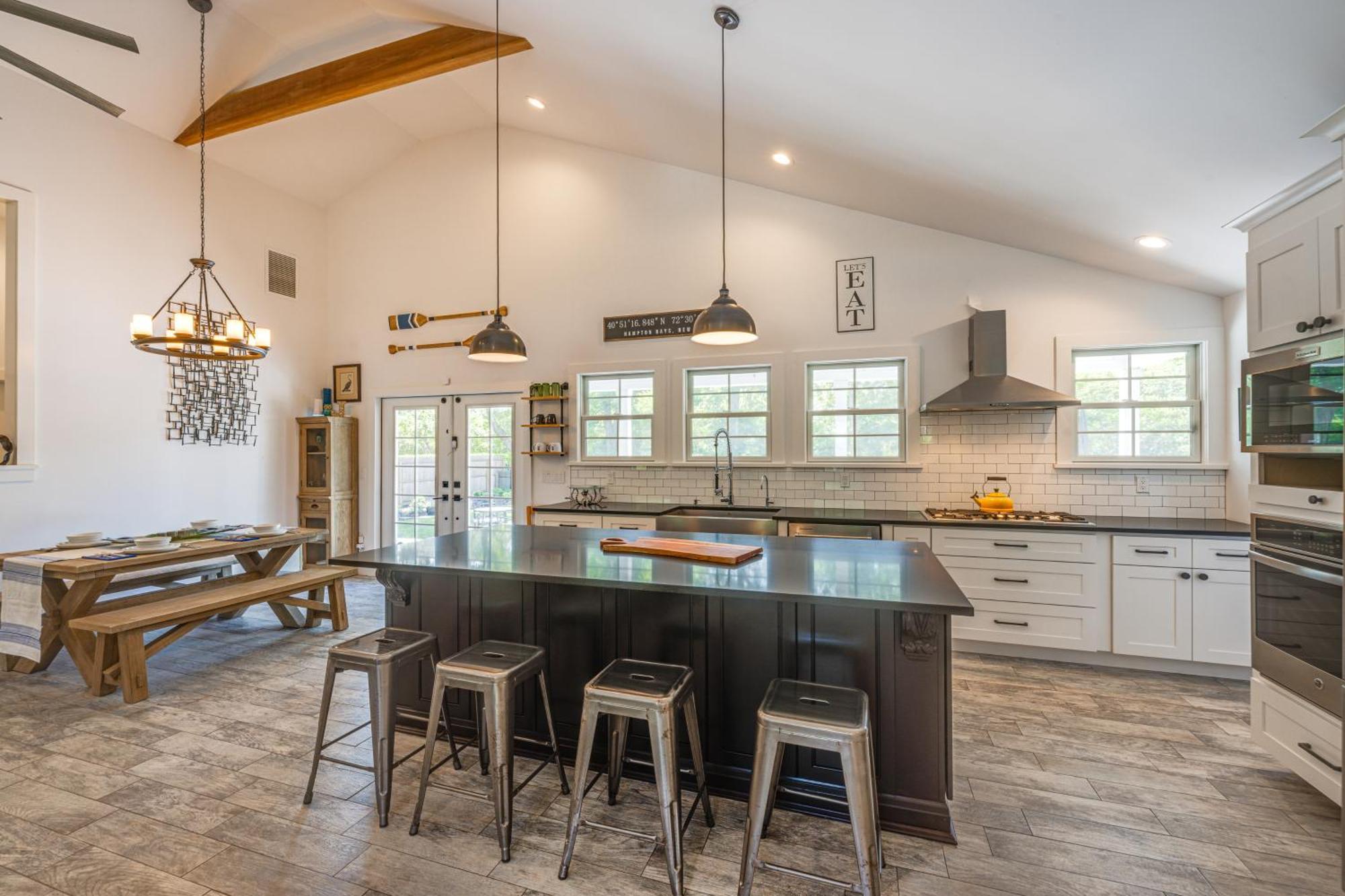 Distinctive Hamptons Home With Pool Near Bay, Ocean Hampton Bays Esterno foto